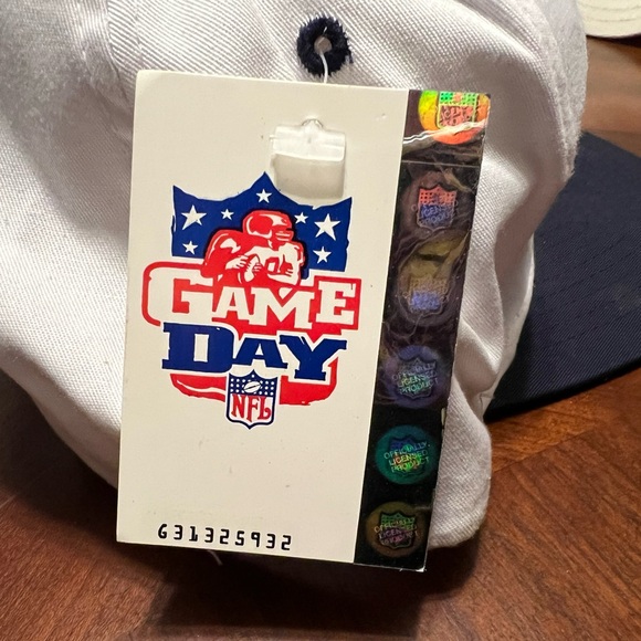 NFL Game Day White and Navy Cap - Picture 2 of 4
